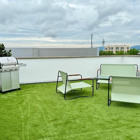 220 Qm Penthouse Wohnung Mit Fahrstuhl - Ohne Spa MHG Exteriör bild
