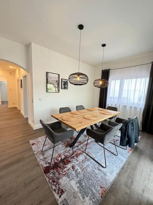 220 Qm Penthouse Wohnung Mit Fahrstuhl - Ohne Spa MHG Exteriör bild