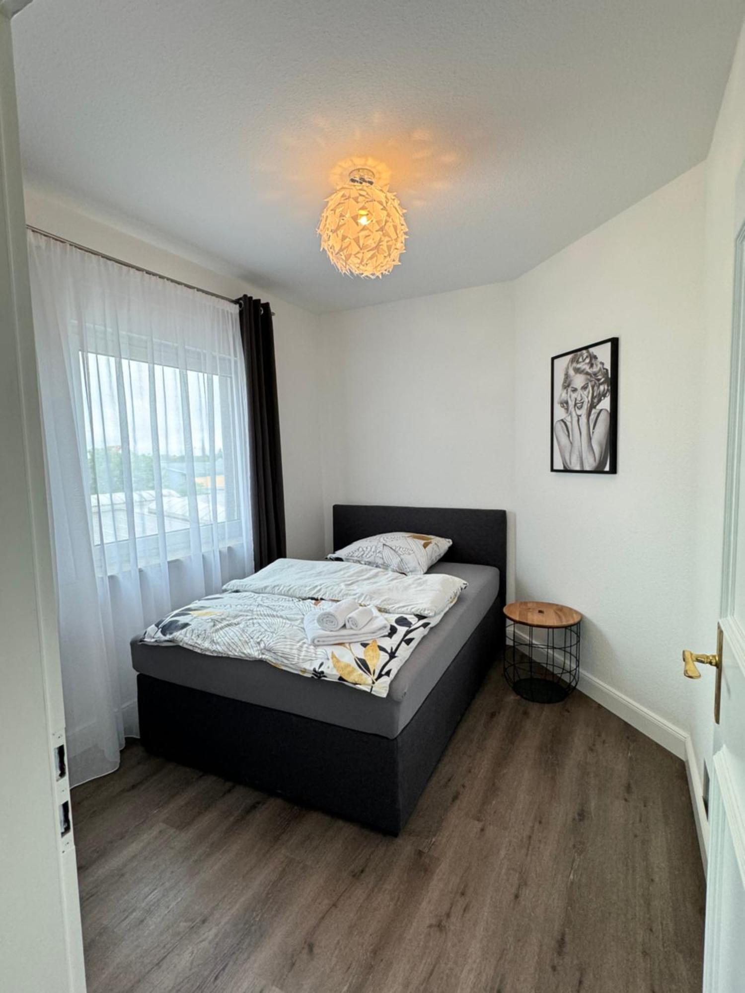 220 Qm Penthouse Wohnung Mit Fahrstuhl - Ohne Spa MHG Exteriör bild